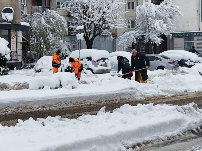 Бијељина, снијег - Фото: РТРС