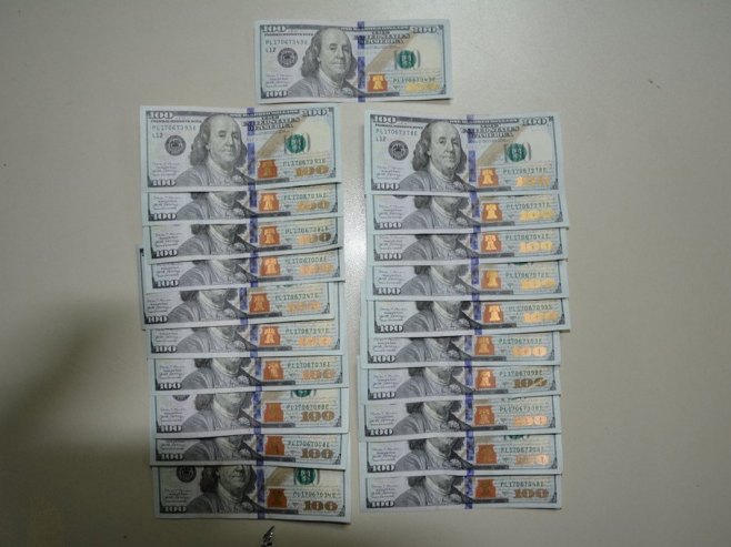 Полиција Српске спријечила пласирање лажних долара - Фото: Уступљена фотографија