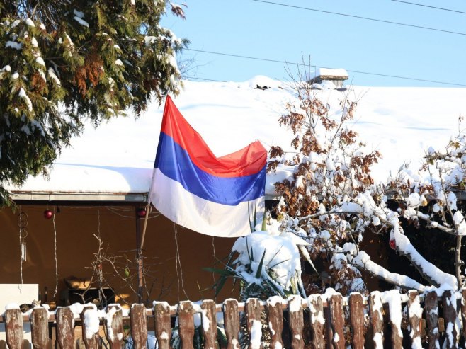 Застава - Фото: ZIPAPHOTO/Borislav Zdrinja