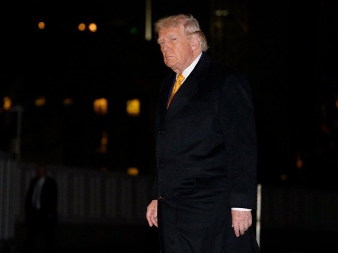 Доналд Трамп (Фото: EPA/AARON SCHWARTZ/POOL) Доналд Трамп (Фото: EPA/AARON SCHWARTZ/POOL) -