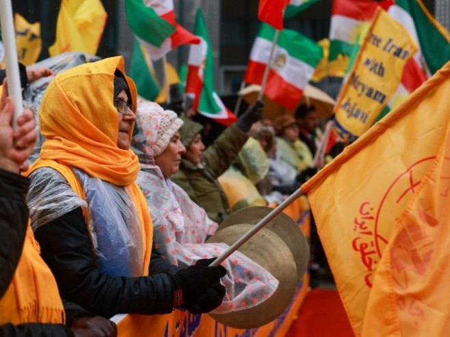 Протести у Ирану (Фото: EPA/OLIVIER HOSLET) Протести у Ирану (Фото: EPA/OLIVIER HOSLET) -