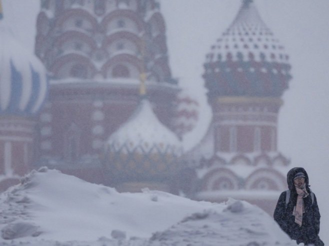 Москва (Фото: EPA/SERGEI ILNITSKY) - 