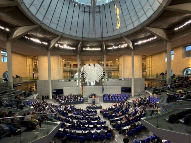 Бундестаг (фото: EPA/HANNIBAL HANSCHKE - илустрација) Бундестаг (фото: EPA/HANNIBAL HANSCHKE - илустрација) -