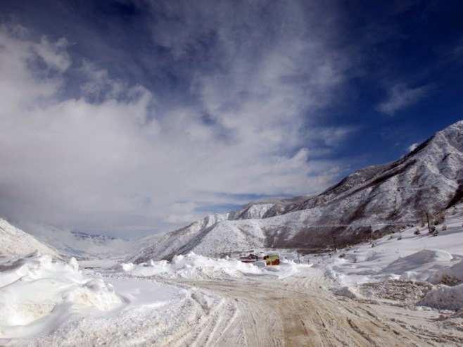 Планина (Фото: EPA/ARMANDO BABANI/илустрација) Планина (Фото: EPA/ARMANDO BABANI/илустрација) -