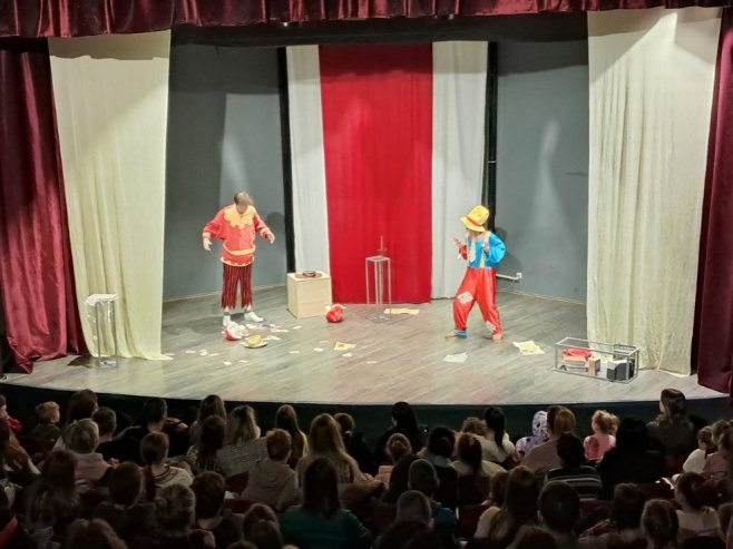 Представа "Врбаска вила" - Фото: СРНА