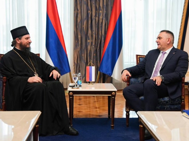 Епископ Сергије и Саво Минић (фото: instagram.com/minicsavo) Епископ Сергије и Саво Минић (фото: instagram.com/minicsavo) -