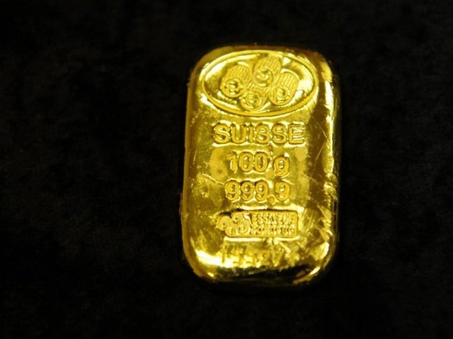 Инвестицијско злато (фото: EPA/ANDREW GOMBERT) Инвестицијско злато (фото: EPA/ANDREW GOMBERT) -