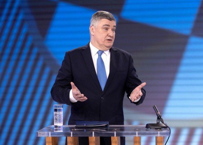 Зоран Милановић (фото: EPA/DAMIR SENCAR) - 