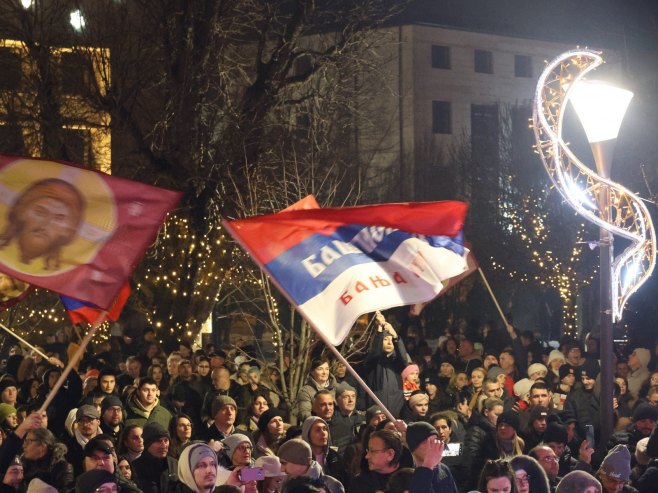 Православна Нова година у Бањалуци Православна Нова година у Бањалуци - Фото: ZIPAPHOTO/Borislav Zdrinja