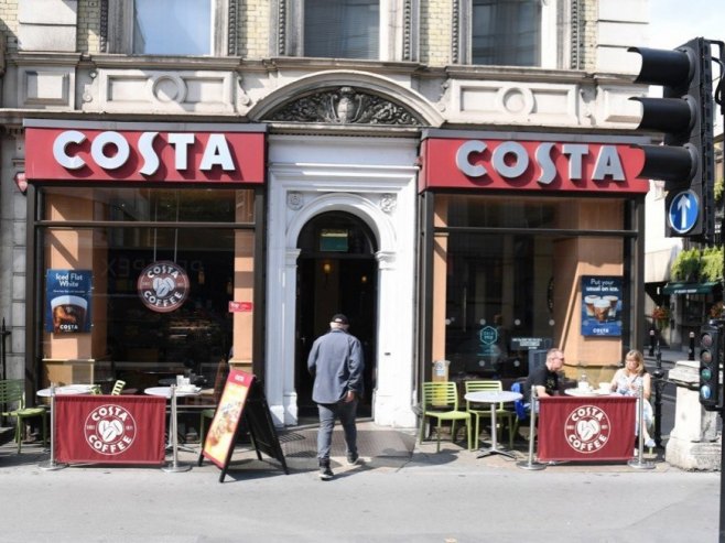 Коста кофи (Фото: EPA/FACUNDO ARRIZABALAGA, илустрација) - 