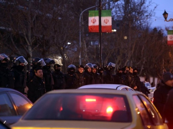 Иран (фото: EPA/ABEDIN TAHERKENAREH - илустрација) - 