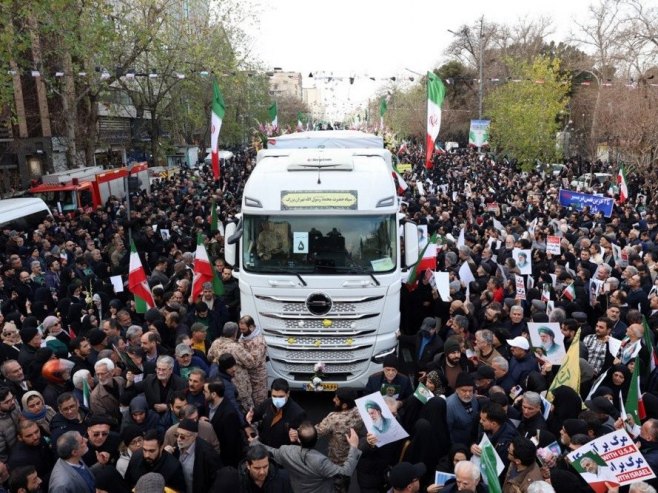 Иран (Фото: EPA/ABEDIN TAHERKENAREH) Иран (Фото: EPA/ABEDIN TAHERKENAREH) -