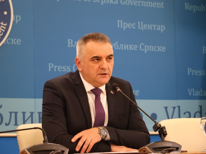 Саво Минић - Фото: ZIPAPHOTO/Borislav Zdrinja