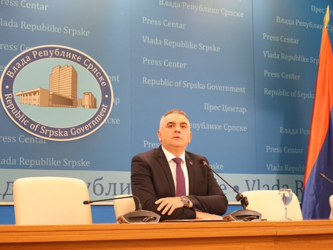 Саво Минић Саво Минић - Фото: ZIPAPHOTO/Borislav Zdrinja