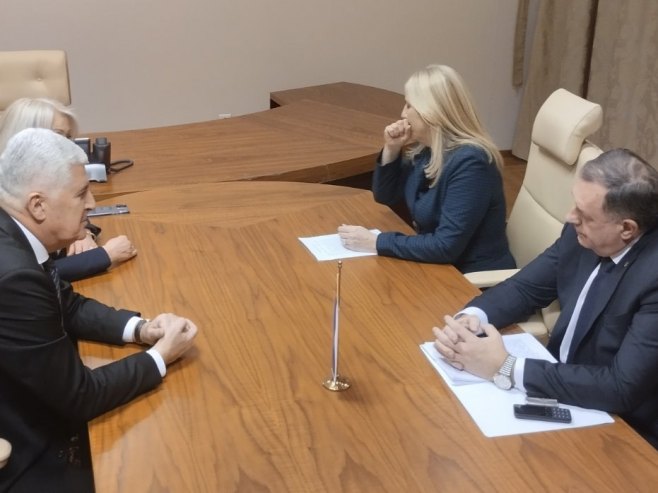 Састанак Састанак - Фото: РТРС