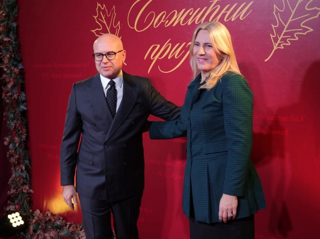 Божићни пријем Божићни пријем - Фото: СРНА