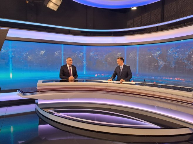 Гост Дневника Саво Минић Гост Дневника Саво Минић - Фото: РТРС