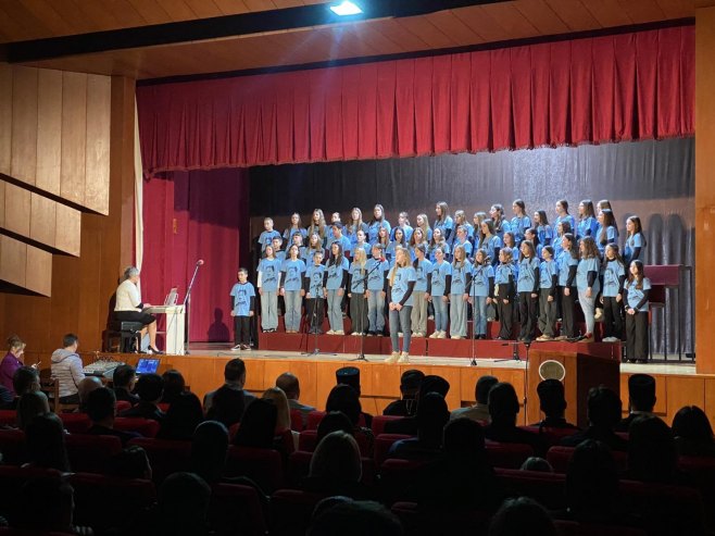 Светосавска академија у Дервенти - Фото: РТРС