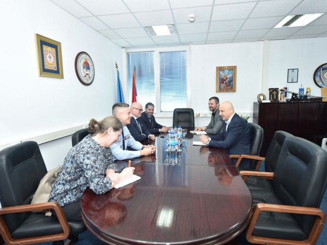 Директор полиције са официрима за везу Француске - Фото: Уступљена фотографија