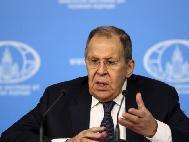Сергеј Лавров (фото: EPA/MAXIM SHIPENKOV) - 