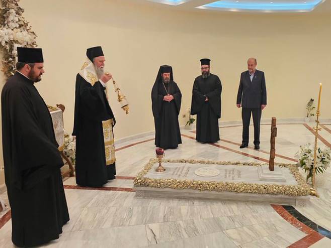 Митрополит црногорско-приморски Јоаникије и архиепископ Албанске православне цркве Јован - Фото: СРНА