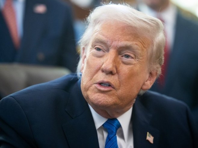 Доналд Трамп (Фото: EPA/FRANCIS CHUNG, илустрација) - 