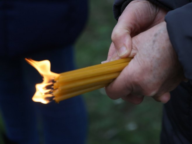 Помен - Фото: ZIPAPHOTO/Borislav Zdrinja
