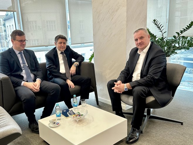 Вишковић и генерални конзул Турске - Фото: СРНА