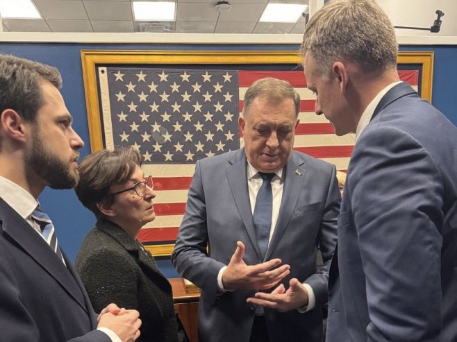 Додик: Са Муром о важности очувања уставних надлежности, мира и стабилности (ФОТО)