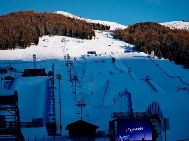 Олимпијске игре у Италији (Фото: EPA/ALEX PLAVEVSKI, илустрација) - 