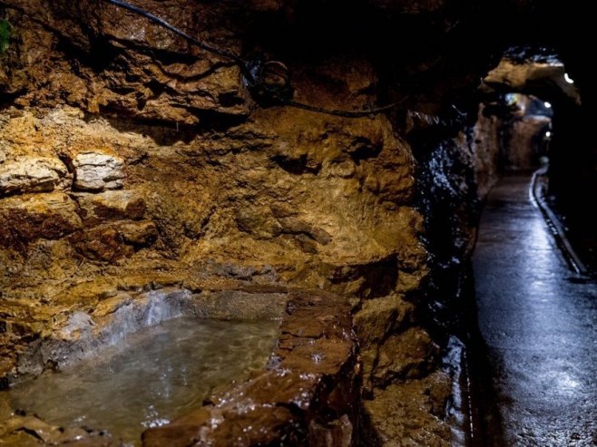 Рудник (Фото: EPA/ANDRZEJ GRYGIEL POLAND OUT/илустрација) - 