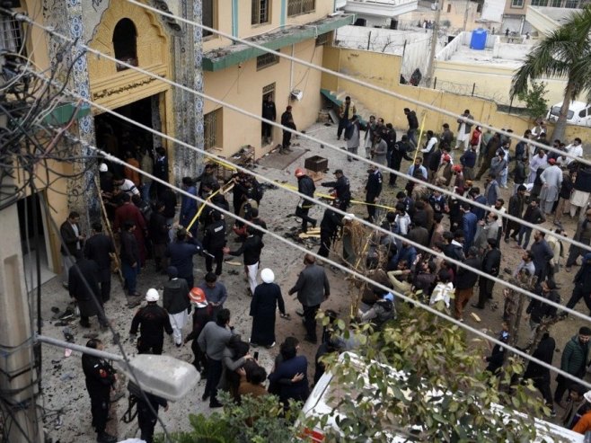 Самоубилачки напад у Исламабаду (Фото: EPA/SOHAIL SHAHZAD) - 