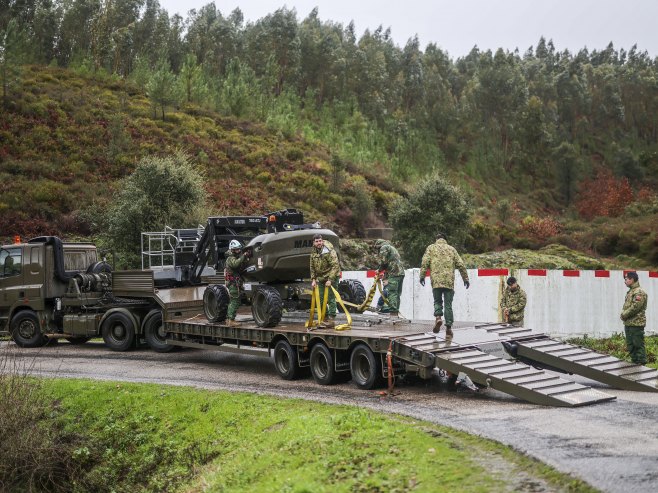Помоћ након олује (Фото: EPA/ESTELA SILVA) - 