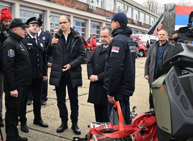 Мацут и Дачић (Фото: TANJUG/RADE PRELIĆ/bs) - 