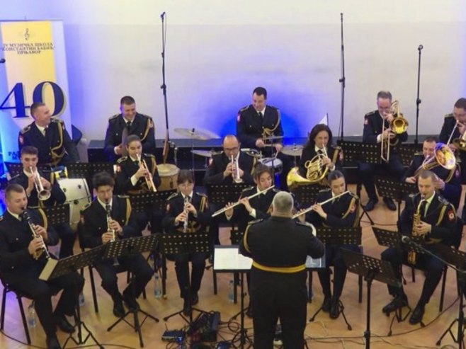 Полицијски оркестатр МУП-а у Прњавору - Фото: РТРС