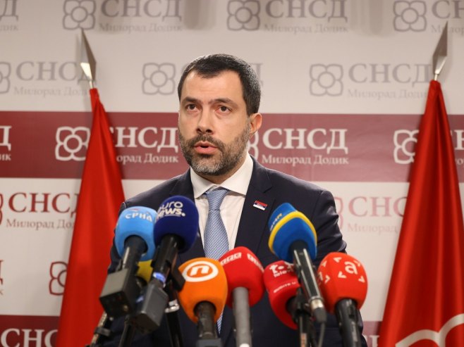 Игор Додик Игор Додик - Фото: ZIPAPHOTO/Borislav Zdrinja