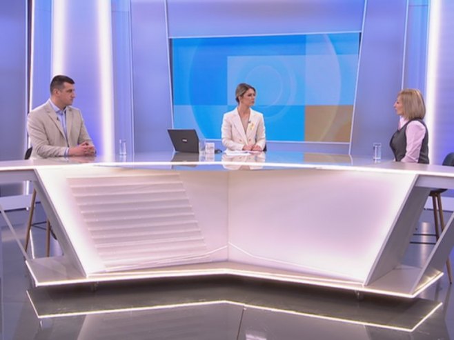 Петар Јокановић и Слађана Мишић Петар Јокановић и Слађана Мишић - Фото: РТРС