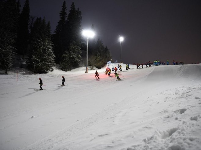 Ноћно скијање на Јахорини - Фото: Уступљена фотографија