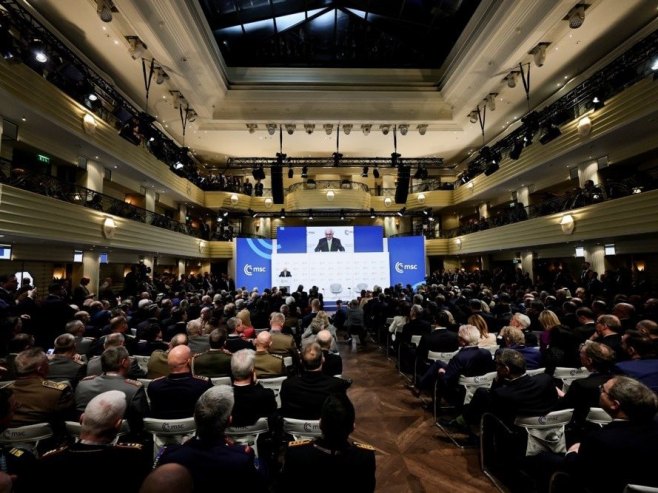 Минхенска конференција (фото: EPA/RONALD WITTEK) - 