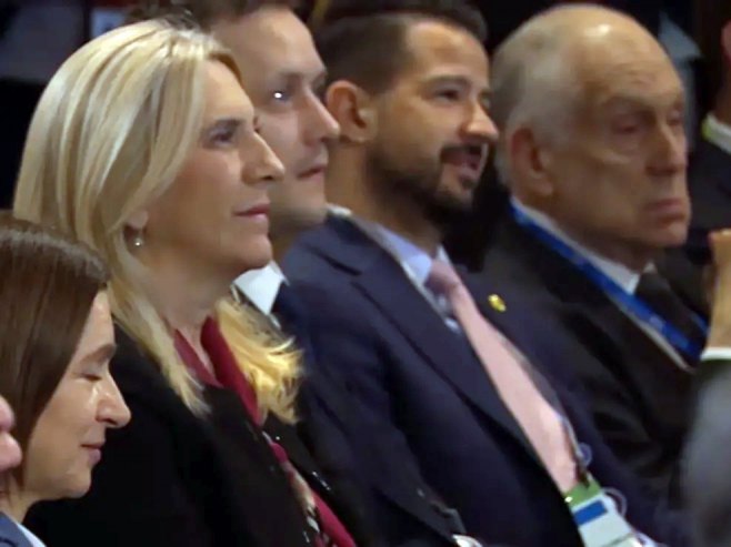 Цвијановић у Минхену (фото: instagram.com/zeljka.cvijanovic) - 