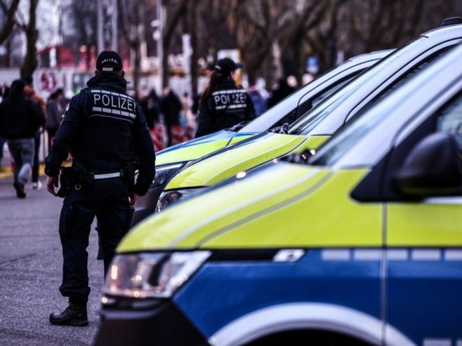 Полиција Њемачке (фото: EPA/ANNA SZILAGYI) - 