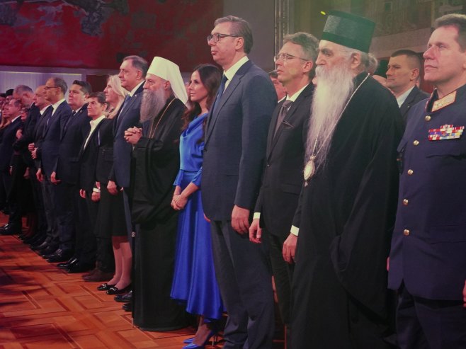 Додјела одликовања (Фото: TANJUG/ VLADIMIR ŠPORČIĆ/ bg) - 