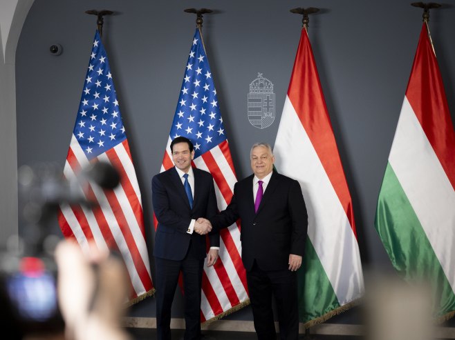 Марко Рубио и Виктор Орбан (Фото: EPA/ZOLTAN FISCHER) - 