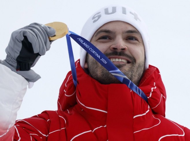 Лоик Мејар (Фото: EPA/GUILLAUME HORCAJUELO) - 