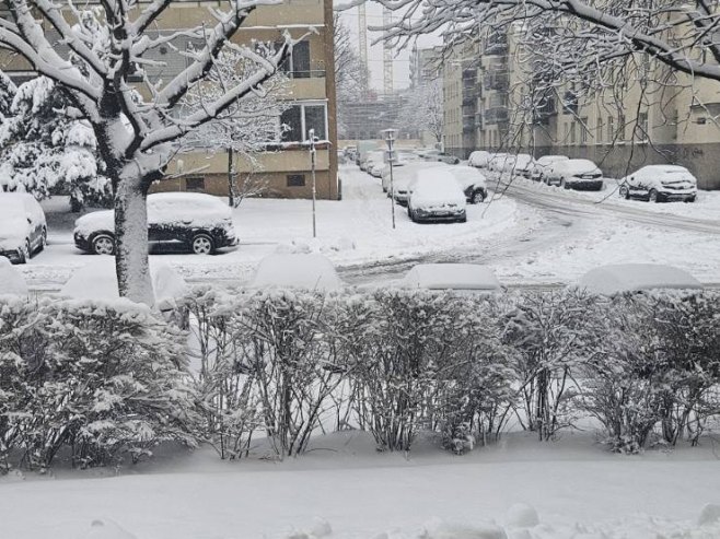 У нижим предјелима киша, у вишим сусњежица и снијег