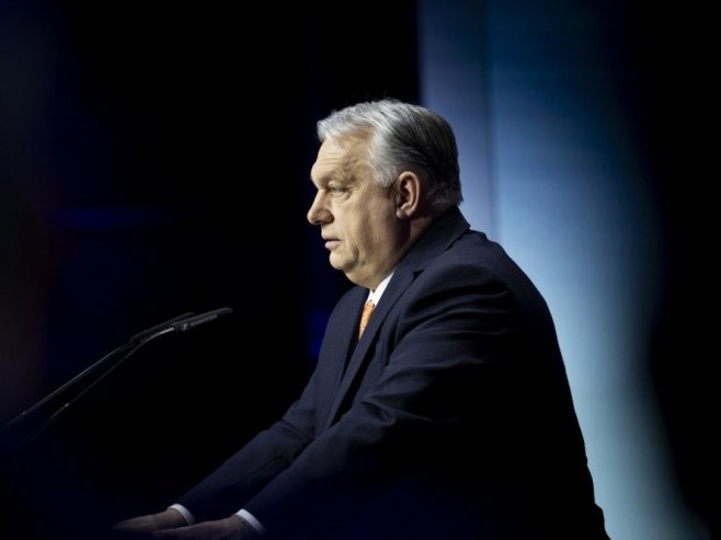 Виктор Орбан (Фото: EPA/ZOLTAN FISCHER) - 