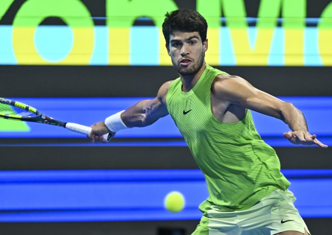 Карлос Алкараз (Фото: EPA/NOUSHAD THEKKAYIL) - 