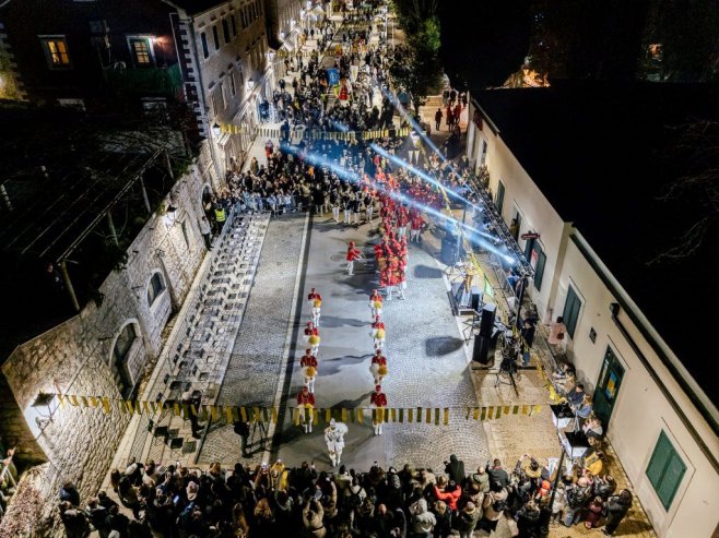 Празник мимозе у Херцег Новом - Фото: СРНА