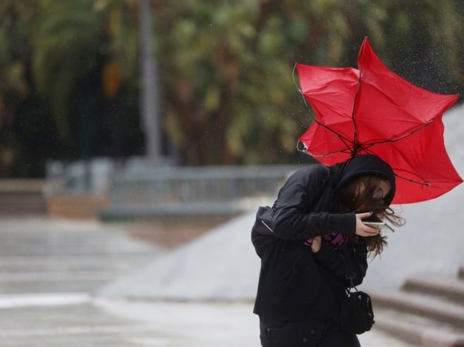 Олуја (Фото: EPA/Jorge Zapata) - 