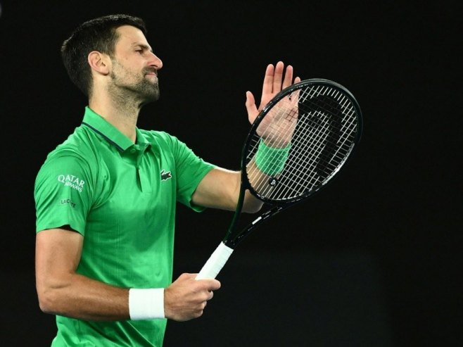 Новак Ђјоковић (фото: EPA/JOEL CARRETT) - 